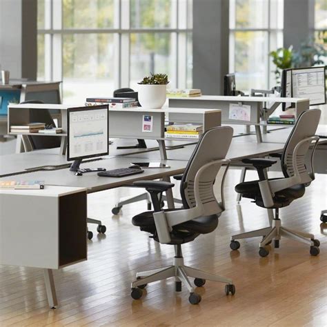 steelcase think vs leap.